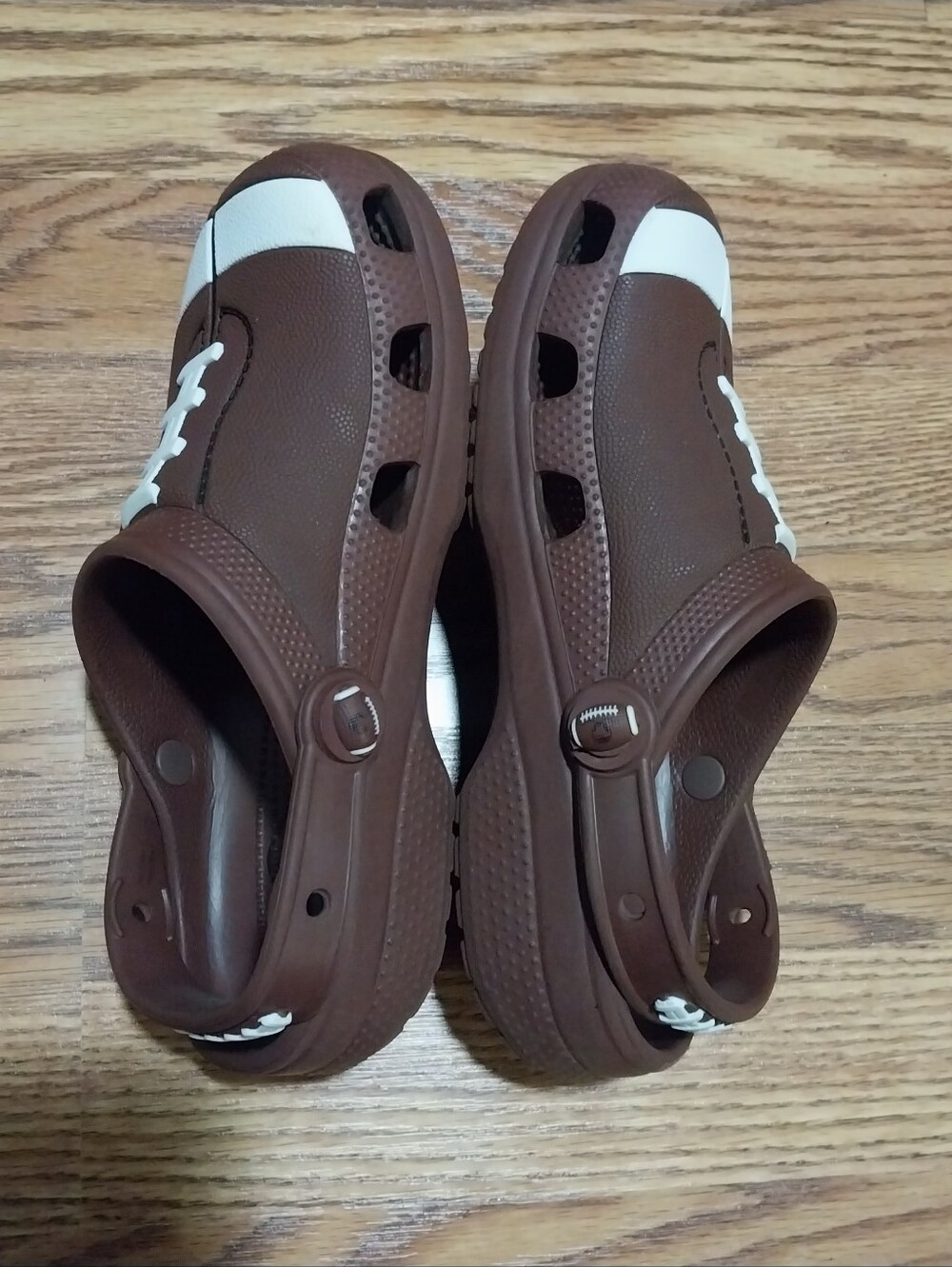 Crocs Football Clog Sandals Kids Size 3 Brown Crocs - Picture 5 of 9